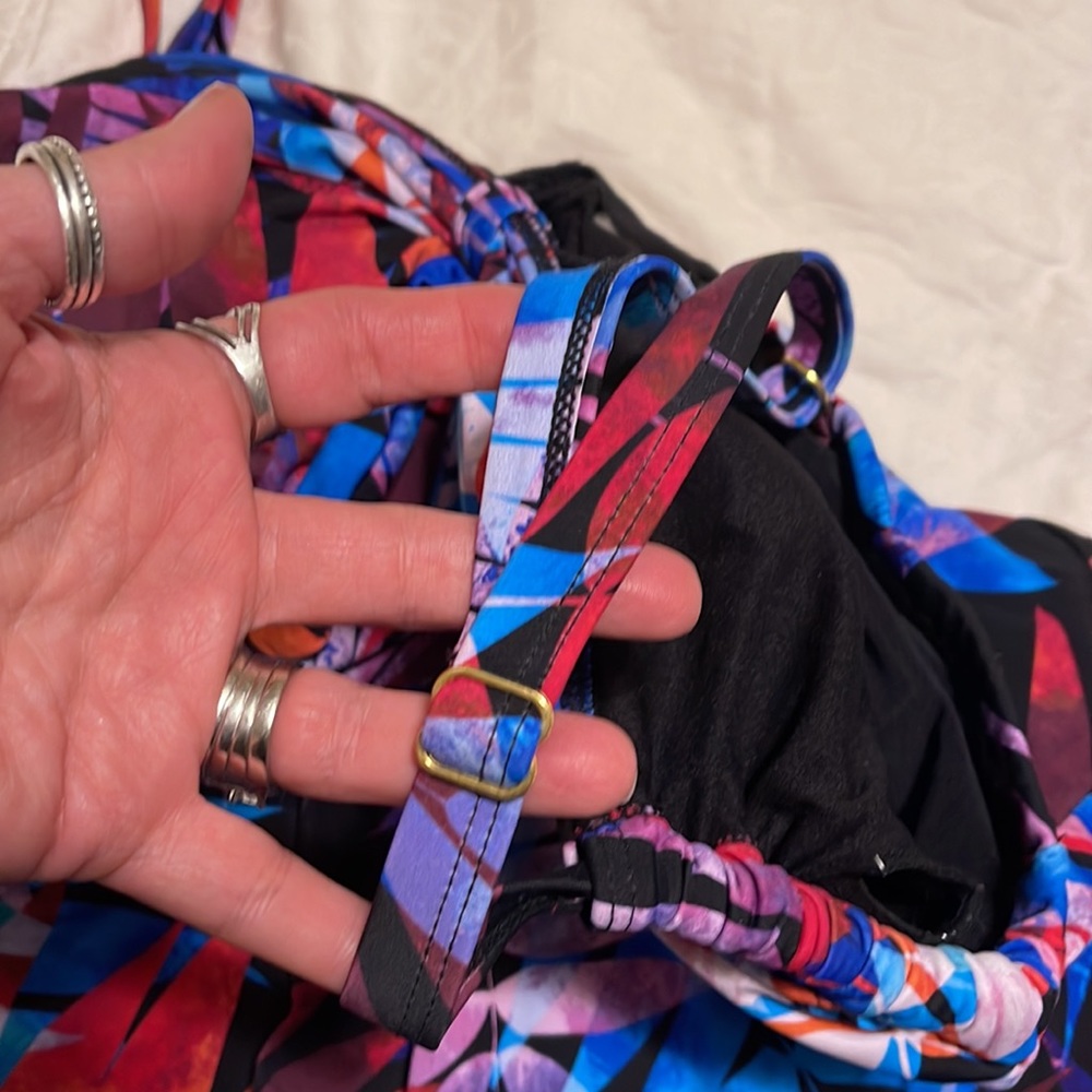 Tankini top NWOT - Picture 9 of 9
